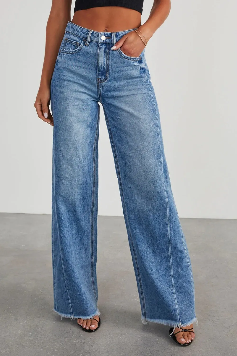 Wide Leg Jeans with Pockets